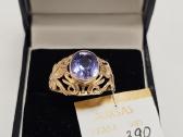 Auksinis žiedas - 386 Eur.