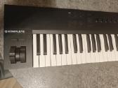 Native Instruments Komplete Kontrol A61 Midi - nuotraukos Nr. 2