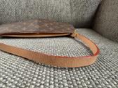 Louis Vuitton rankinukas kopija - nuotraukos Nr. 3