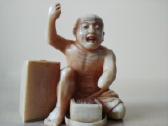 Netsuke ,berankis prašantis išmaldos'' - nuotraukos Nr. 3