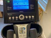 Elipsinis treniruoklis Life fitness X1 Go