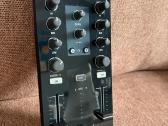 Dj kontroleris - Native instruments traktor Z1 mk1 - nuotraukos Nr. 2