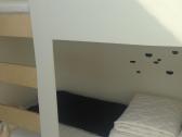Parduodu dviaukštę lovą su spinta - nuotraukos Nr. 2