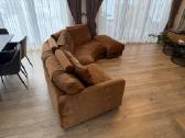 Didelė prabangi rudos/oranžinės spalvos sofa - nuotraukos Nr. 8