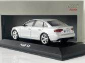 Audi A4 B8 1:43 - nuotraukos Nr. 4