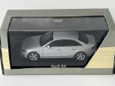 Audi A4 B8 1:43 - nuotraukos Nr. 5