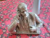 Sovietinis Vladimir Lenin biustas
