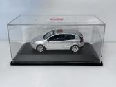 Volkswagen Golf V 3door sidabro 1:43 Schuco - nuotraukos Nr. 2