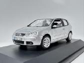 Volkswagen Golf V 3door sidabro 1:43 Schuco - nuotraukos Nr. 3