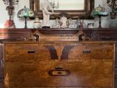 Riesutmedzio komoda/TV spintele