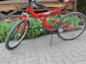 Naudoti dviračiai BMX ir coca Cola