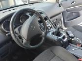 Geras, patvarus 7 vietų Peugeot 5008 - nuotraukos Nr. 9