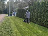 Žolės pjovimas ir aplinkos priežiūra Vilniuje - nuotraukos Nr. 10