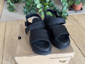 Dr.martens sandalai