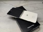 Samsung Galaxy Z Flip5 - nuotraukos Nr. 6