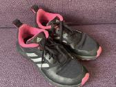 Adidas kedukai