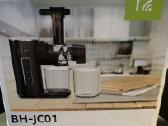 Lėtaeigė sulčiaspaudė Blitzhome BH-jc01