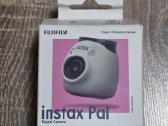 Fujifilm instax Pal