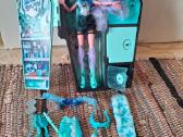 Labai mažai naudota Monster high su visais priedai