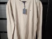 176 dydžio Tommy Hilfiger marškinėliai