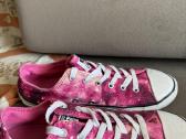 Converse laisvalaikio batai.