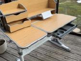 Ergonomiškas rašomasis stalas istudy E120, ąžuolo