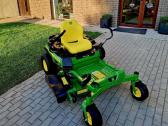 Nulinio apsisukimo traktoriukas John Deere Z315e - nuotraukos Nr. 3