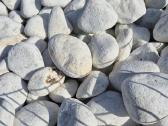 Akcija išparduodame-akmenys balti , pilki