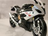 Žaislas - Modelis 1:12 - Bmw 1000rr