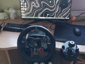 Parduodu Logitech G29 vairą su pedalais ir pavarų