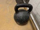 32kg gire ir 30kg stanga po 50,-
