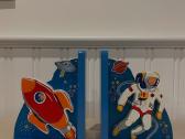 Vintage Astronaut and Rocket Scandinavian Bookends - nuotraukos Nr. 2