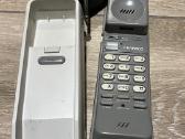 3 vintažiniai telefonai - nuotraukos Nr. 3