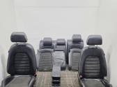 Volkswagen Passat B6 salonas komplektas sėdynės