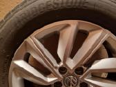 Parduodu padangas su ratlankiais VW R-16 už 400eu