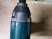 Makita smuginis s 12 v baterija 2ah mazai naudota - nuotraukos Nr. 3