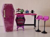 Monster High mašina, baldai, lėlės - nuotraukos Nr. 2