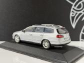 VW Passat Variant 1:43 - nuotraukos Nr. 5