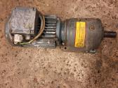 Moto reduktorius 0.75kv 85aps/min - nuotraukos Nr. 2
