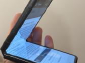 Samsung flip 3 atlenkiamas telefonas