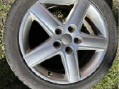 Audi A4 R17/r16 lieti ratai su padangom.