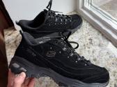 Sketchers juodi moteriški kedai