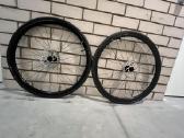 Nauji Giant Pr-2 disc ratai gravel road