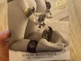 Naujas Ouch! Black & White Bonded Leather Hogtie