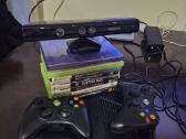Xbox 360 Slim (320gb) + 2 pultai + Kinect - nuotraukos Nr. 2
