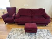 Mažai naudota sofa ir fotelis su pakoju(pufu)