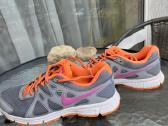 2 Nike originalūs kedai 37.5 ir 38 dydžio geri