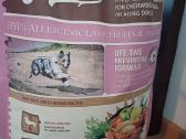 Sausas šuns maistas likutis 9 kg. Kaina 15€