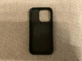 Parduodamas iPhone 14 Pro Quadlock laikiklis