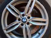 R19 Bmw originalus ratai skirtingų pločiu
